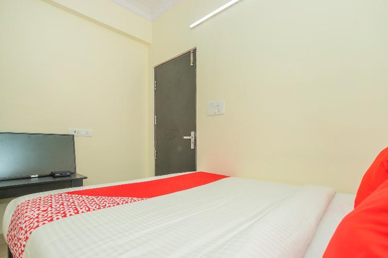 Hotel O Ganakkal Near Bgs Hospital Junction Formerly Omkar Inn. Bangalore Eksteriør bilde